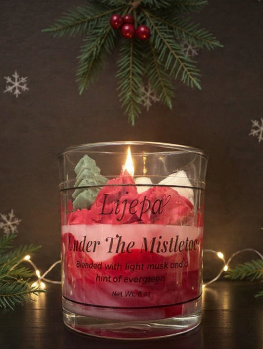 Under The Mistletoe - 6oz Soy Candle